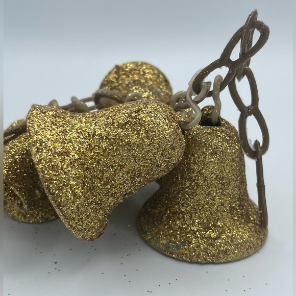 Vintage Christmas Plastic Chain With Gold Glitter Bells Ornament Deco 11” - Picture 4 of 4